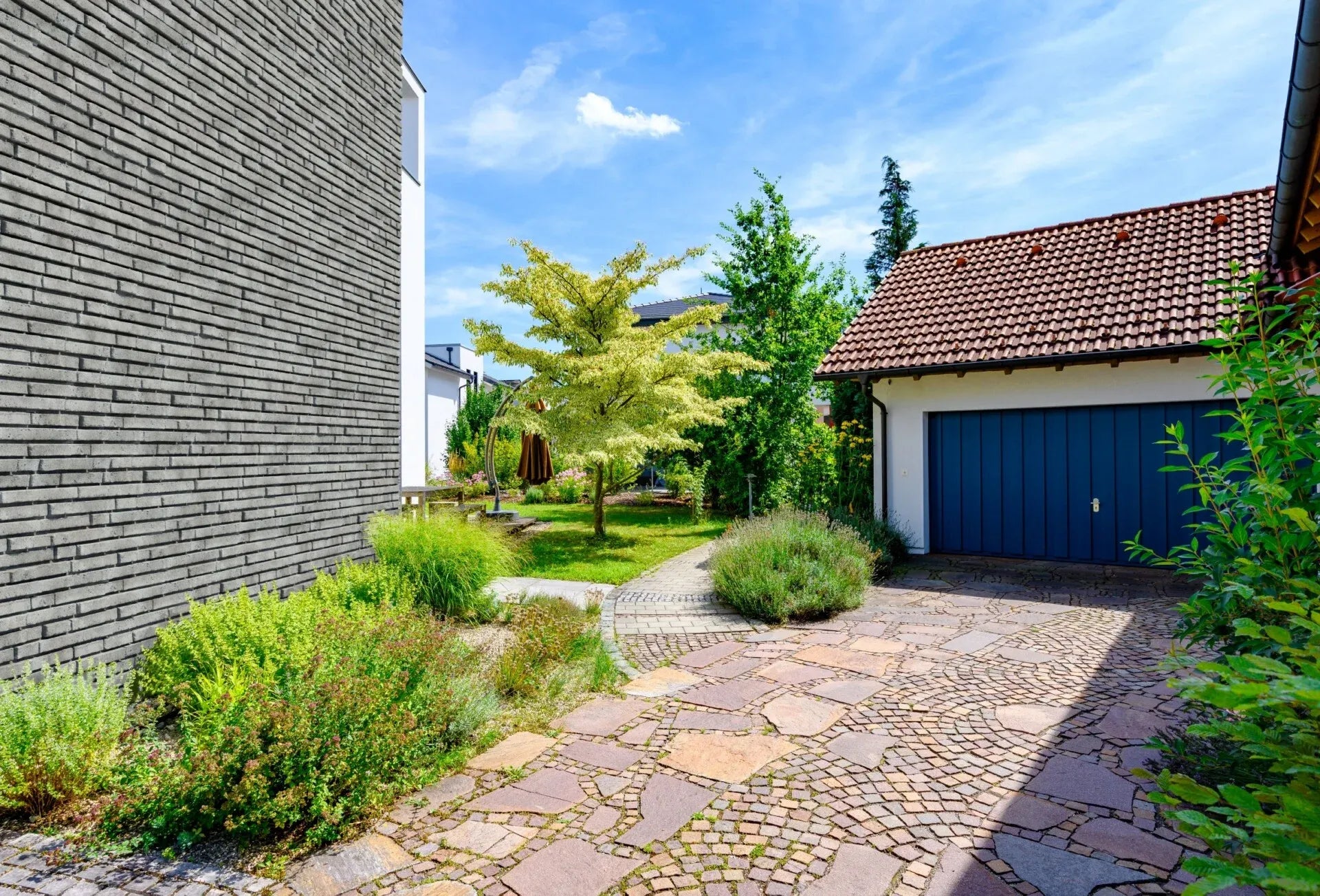 Brick Slips DUBLIN Concrete Interior & Exterior - box on outside elevation Decormania.eu