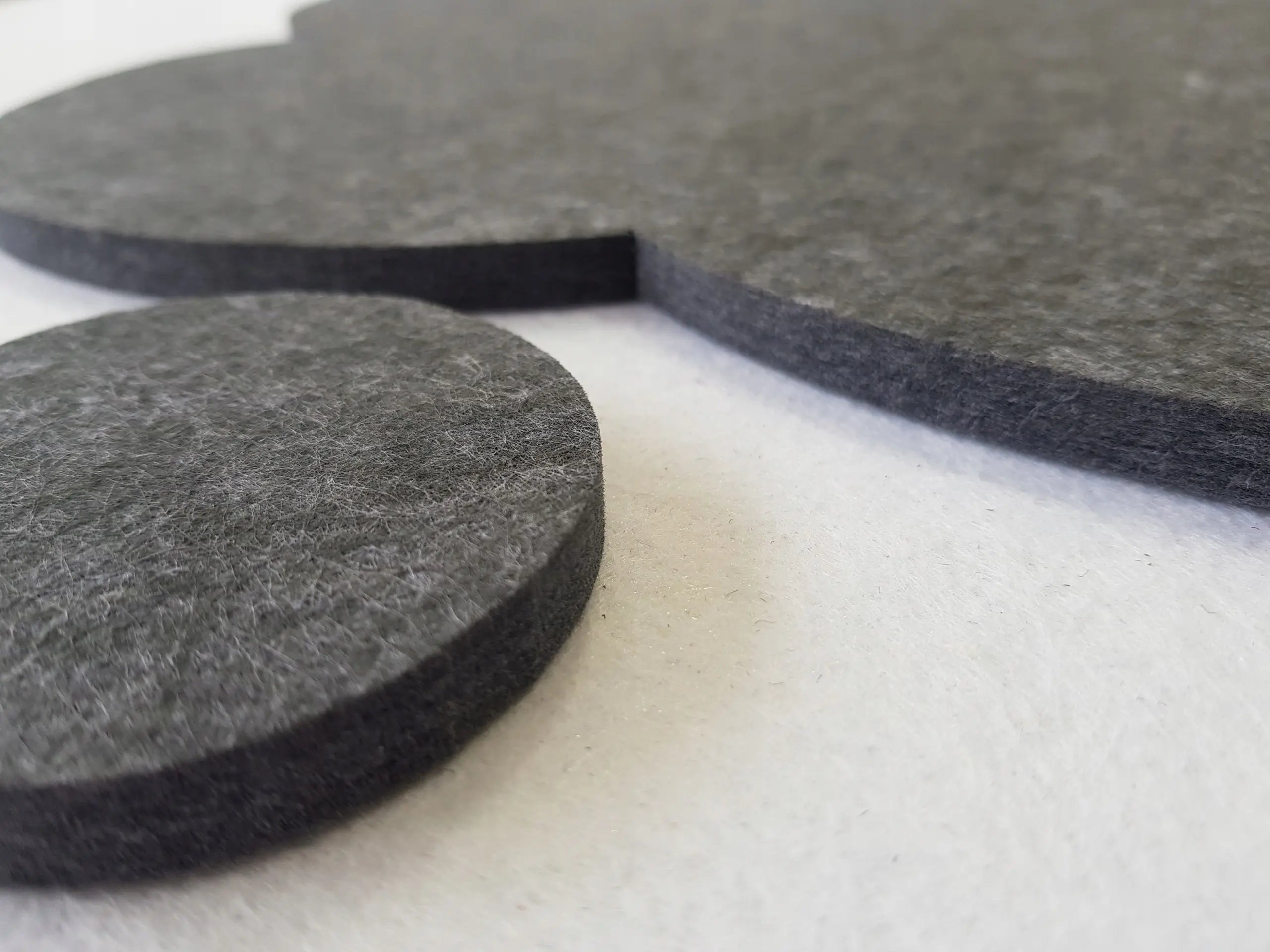 Bulletin Felt Pin Board - CLOUD thickness and texture closeup Decormania EU