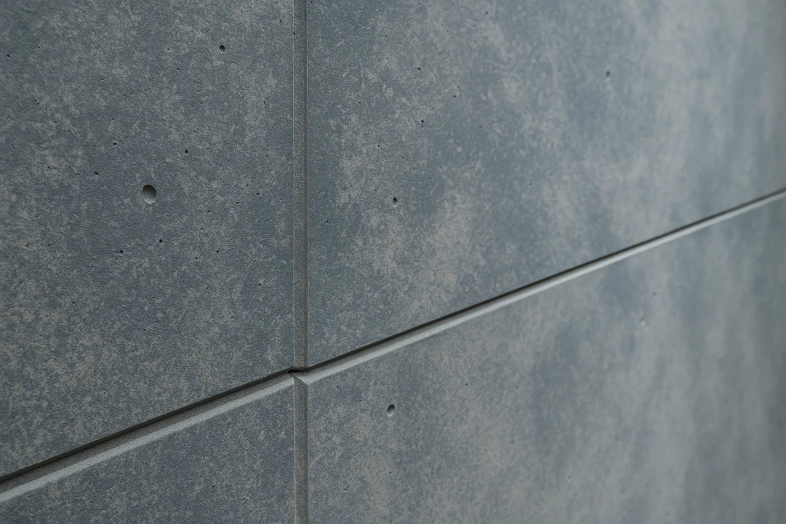 CONCREO® Faux Concrete Decorative Panels - Dark Old Looking texture closeup Decormania eu