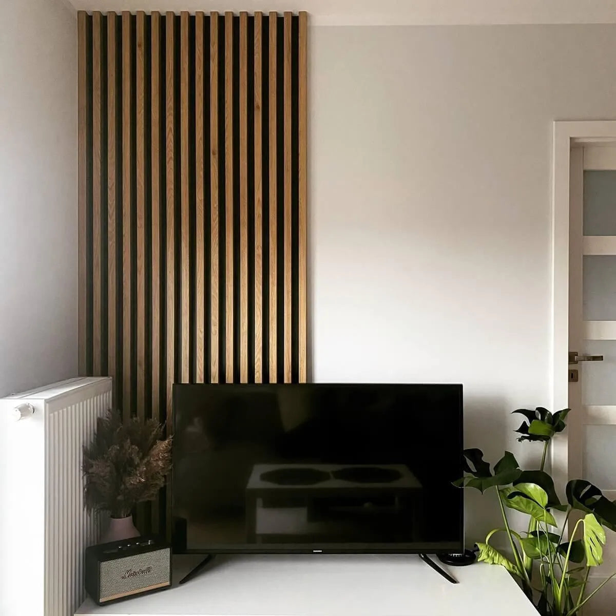 Acoustic Slatted Wall Panels European OAK in living room interior DecorMania.eu