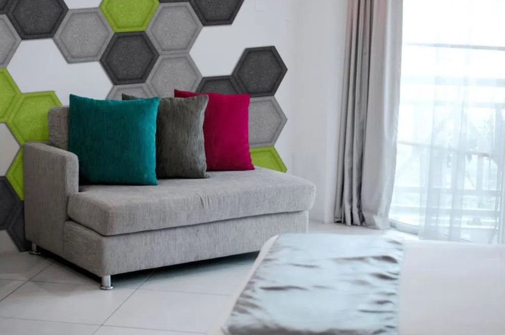 HEXA BOLD 3D Acoustic Felt Wall Panels in white colour interior BLACK DecorMania.eu