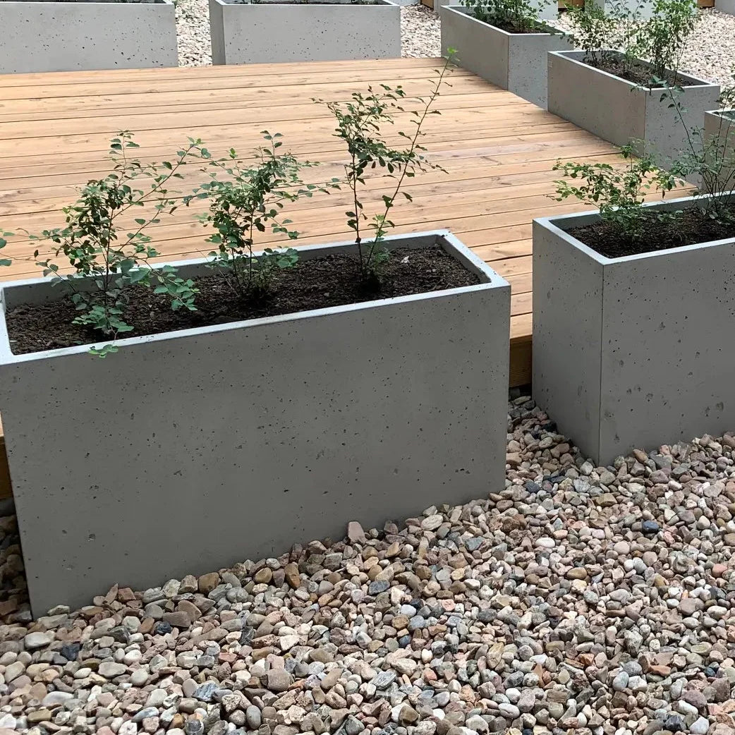 Outdoor Concrete Planters - Rectangle 50x120x50 cm outside with rocks Decormania.eu