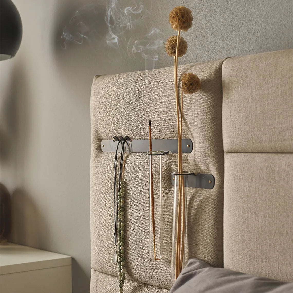 Padded Wall Boards Accessories - Decorative Strip 1 Black closeup on beige panel Docormania.eu