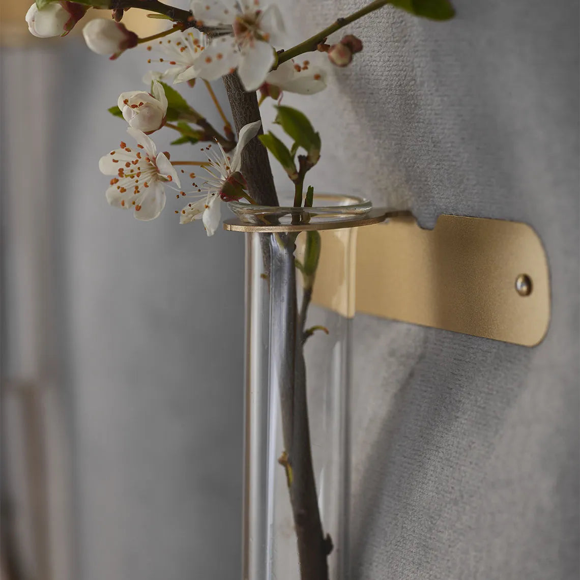 Padded Wall Boards Accessories - Decorative Strip 1 Gold on grey panel Docormania.eu