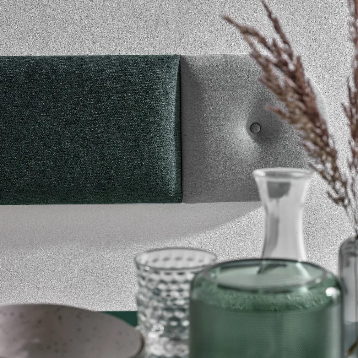 Padded Wall Panels Set 4 Green mounted on white wall Decormania.eu