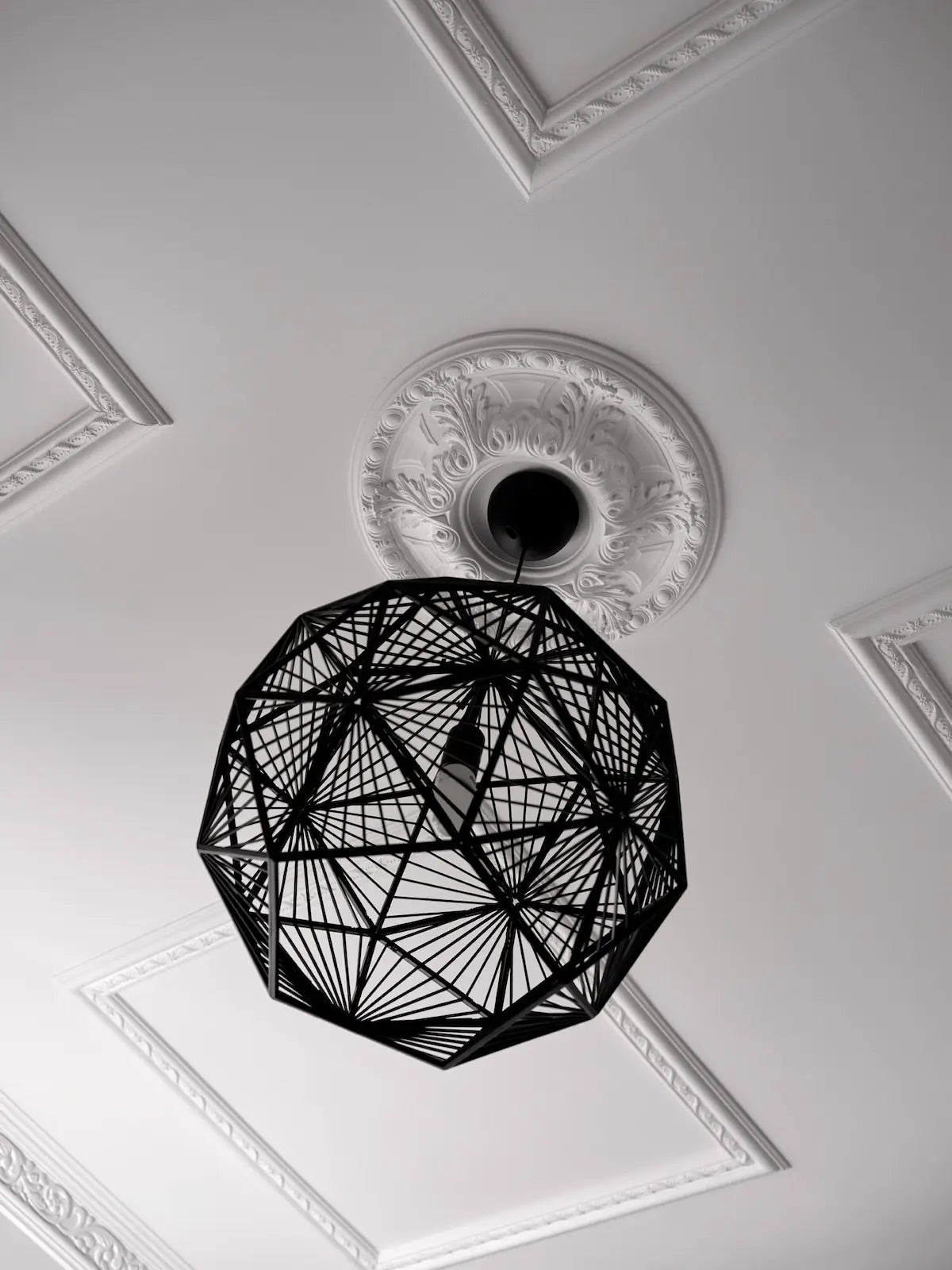 R8 ARSTYL Ceiling Rose with pendant lights | DecorMania.eu