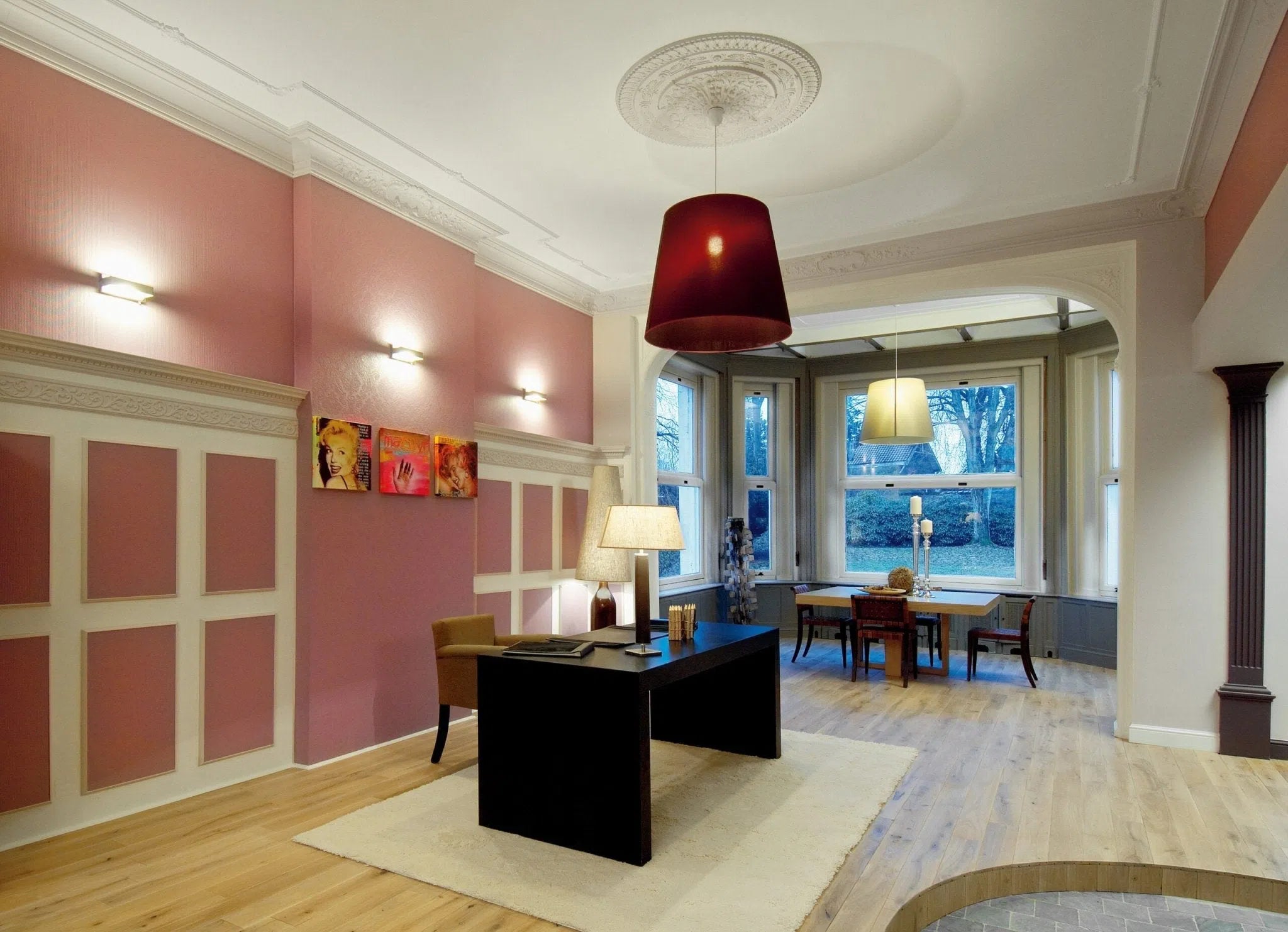 VICTORIA R25 Ceiling Rose in a stylish interior | DecorMania.eu